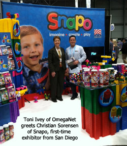 Toni Ivey and Christian Sorensen in the Snapo Booth